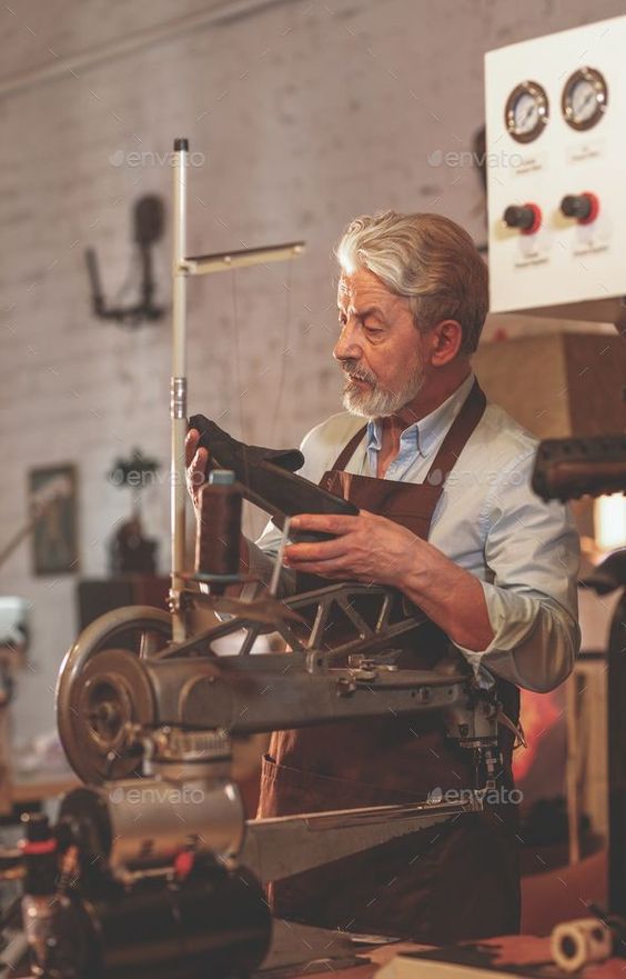 shoe craftsman